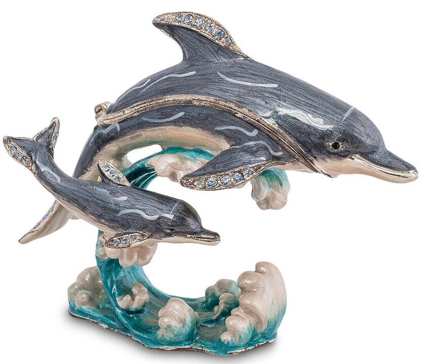 figurină de delfin pentru a atrage noroc